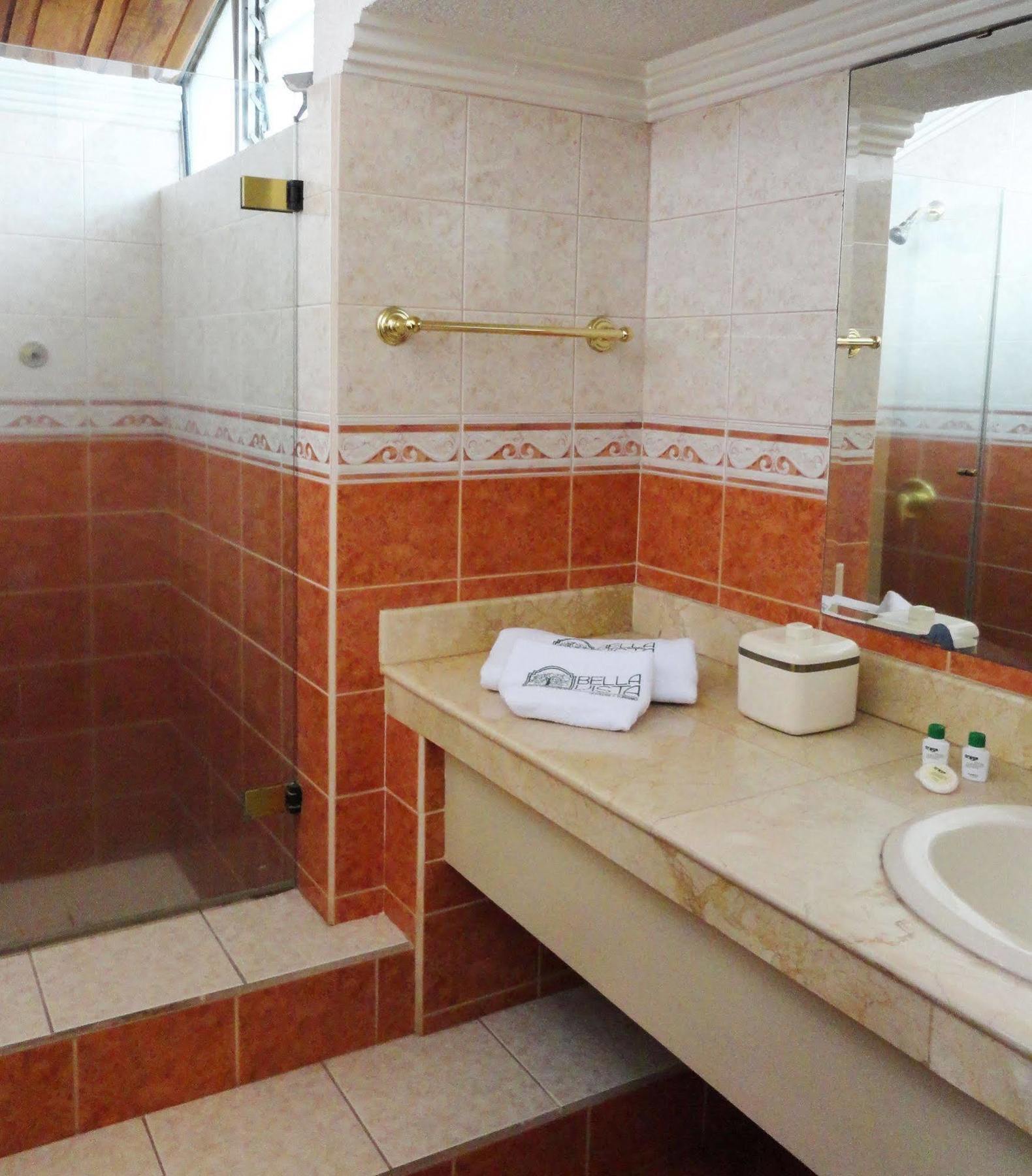 Hotel Suites Gonzalez Suarez Quito Ngoại thất bức ảnh